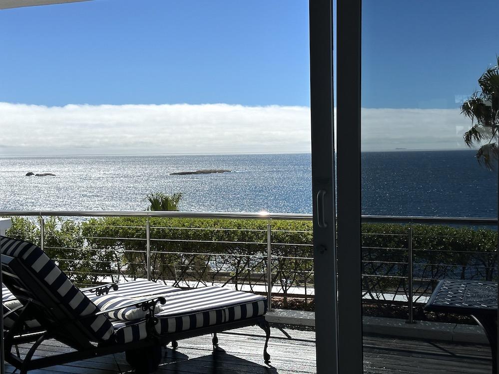 南アフリカ・ケープタウンのホテル「12 Apostles Hotel & Spa」のシーフェイシング・スイート