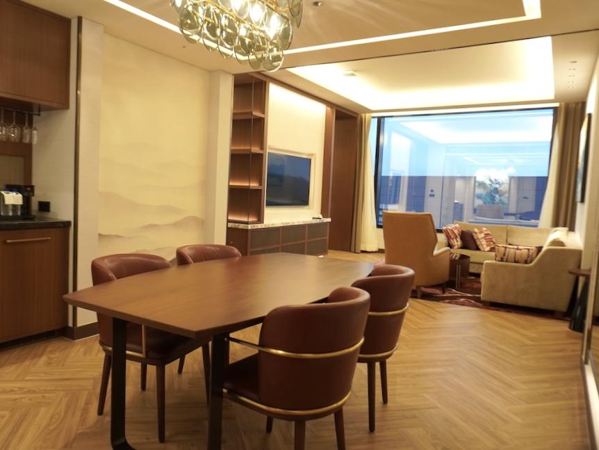 韓国のホテル「INSPIRE Entertainment Resort」のサンタワーサンスイート