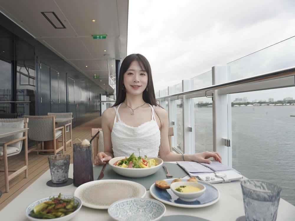 店内の様子写真